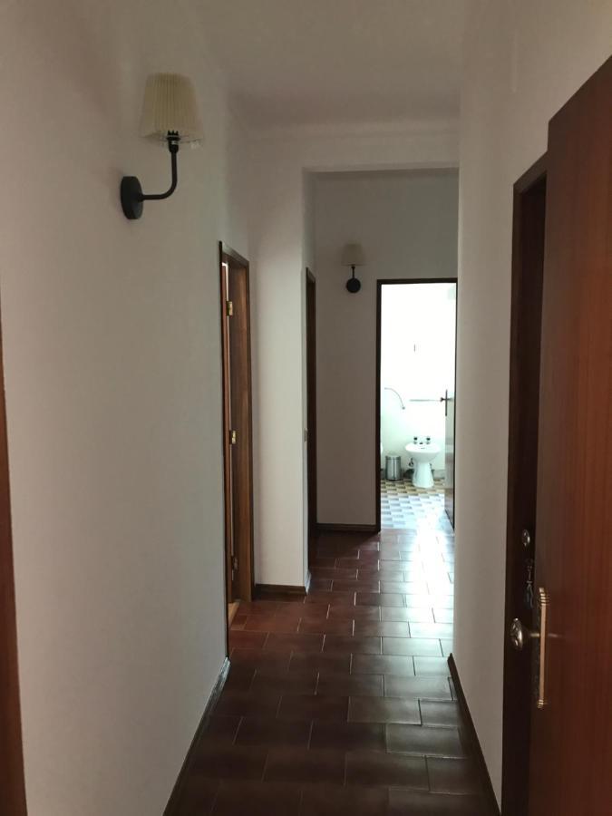Bed and Breakfast Europa Apart Castanheira de Pera Exterior foto