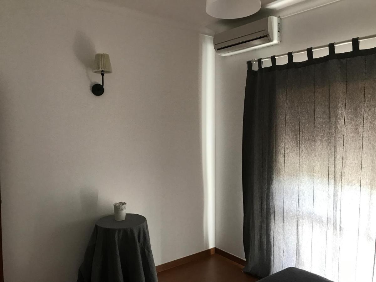 Bed and Breakfast Europa Apart Castanheira de Pera Exterior foto